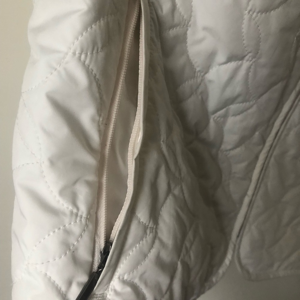 Eddie Bauer White Stylish Puffer Vest - Picture 5 of 8